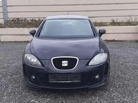 Gebraucht Seat Leon Reference 125 PS (91 kW) 2011 Rojo emocion Kleinwagen