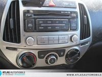 Gebraucht Hyundai i20 Edition 86 PS (63 kW) 2012 Ember gray Kleinwagen
