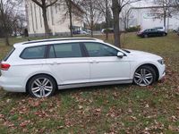 Gebraucht VW Passat 150 PS (110 kW) 2016 Weiß Kombi