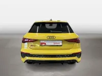 Gebraucht Audi RS3 Sportback Ambiente 400 PS (294 kW) 2023 Pythongelb metallic Kleinwagen