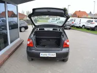 Gebraucht VW Polo Basis 64 PS (47 kW) 2003 Panther schwarz Kleinwagen
