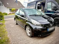 Gebraucht Toyota Aygo 69 PS (50 kW) 2009 Schwarz Kleinwagen