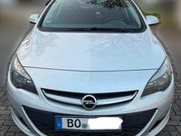 Gebraucht Opel Astra Edition 110 PS (80 kW) 2013 Silber Kombi