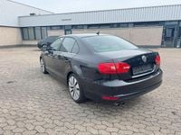 Gebraucht VW Jetta Highline 160 PS (117 kW) 2013 Schwarz Limousine