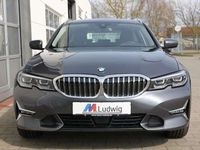 gebraucht BMW 320 i Touring Luxury Line AHK ACC RFK PANO-DACH LCPRO