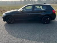 Gebraucht BMW 116 109 PS (80 kW) 2016 Schwarz Kleinwagen