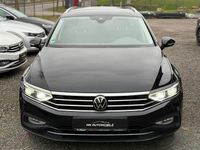 Gebraucht VW Passat 150 PS (110 kW) 2022 Schwarz Limousine