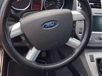 gebraucht Ford Kuga 2,0 TDCi 4x4 120kW Individual PowerShif...