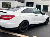 Używany Mercedes E350 AMG 231 KM (169 kW) 2010 Biały Coupe