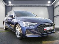Gebraucht Audi A3 Ambiente 150 PS (110 kW) 2025 Navarrablau metallic Limousine