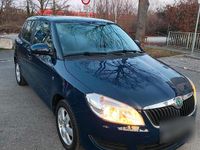 Second-hand Skoda Fabia 60 CP (44 kW) 2011 Albastru Hatchback