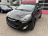 Gebraucht Hyundai ix20 Style 90 PS (66 kW) 2011 Schwarz Kleinwagen