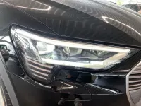 Gebraucht Audi e-tron Performance 300 kW (408 PS) 2023 Brillantschwarz SUV