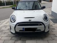 Gebraucht Mini Cooper SE Classic 135 kW (184 PS) 2023 Weiß Kleinwagen