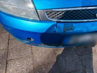 Second-hand Ford Fiesta 101 CP (74 kW) 2004 Albastru Hatchback