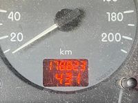 Gebraucht Renault Clio II 58 PS (42 kW) 1999 Schwarz Kleinwagen