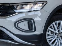 Gebraucht VW T-Roc Life 150 PS (110 kW) 2023 Grau SUV
