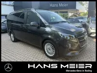 Gebraucht Mercedes V220 Style 163 PS (119 kW) 2025 Grau Van / Kleinbus