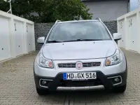 Gebraucht Fiat Sedici 135 PS (99 kW) 2013 Grau SUV