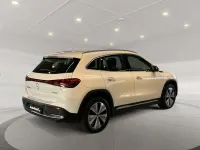 Gebraucht Mercedes EQA300 Progressive 167 kW (228 PS) 2022 Unilack polarweiß SUV