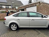 Gebraucht Ford Mondeo Ghia 145 PS (106 kW) 2008 Silber Limousine