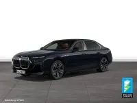 Gebraucht BMW M760e 571 PS (419 kW) 2025 Schwarz Limousine