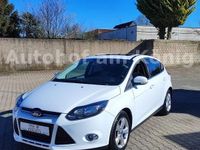 Gebraucht Ford Focus Champions Edition 125 PS (91 kW) 2012 Weiß Limousine