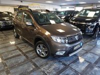 Gebraucht Dacia Sandero Prestige 90 PS (66 kW) 2019 Braun Limousine