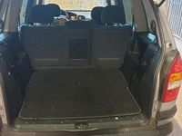 Gebraucht Opel Zafira Edition 125 PS (91 kW) 2003 Silber Van / Kleinbus
