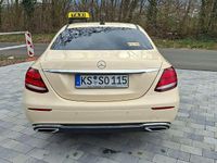 Gebraucht Mercedes E220 194 PS (142 kW) 2020 Gelb Limousine