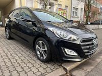 Gebraucht Hyundai i30 Premium 110 PS (80 kW) 2018 Schwarz Kombi