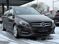 Gebraucht Mercedes B250 211 PS (155 kW) 2015 Braun Van / Kleinbus