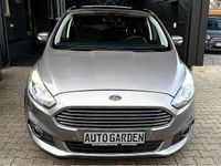 Gebraucht Ford S-MAX Titanium 179 PS (131 kW) 2016 Perlsilber (metallic) Van / Kleinbus
