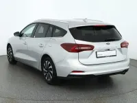 Gebraucht Ford Focus Titanium X 125 PS (91 kW) 2025 Lunarsilbermet. Kombi