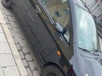 Second-hand Honda Jazz 83 CP (61 kW) 2002 Negru Hatchback