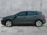 Gebraucht VW Golf VIII Style 150 PS (110 kW) 2024 Grau Limousine