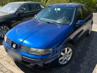 Usata Seat Leon 125 CV (91 kW) 2002 Blu Utilitaria