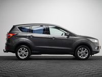 Gebraucht Ford Kuga Titanium 150 PS (110 kW) 2018 Grau SUV