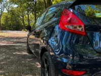 Gebraucht Ford Fiesta 97 PS (71 kW) 2012 Blau Kleinwagen