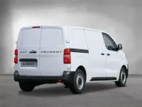 Gebraucht Peugeot Expert 150 PS (110 kW) 2025 Kaolinwei Van