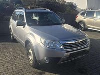 Gebraucht Subaru Forester Comfort 150 PS (110 kW) 2010 Steel silver (m) SUV