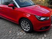 Gebraucht Audi A1 Ambition 105 PS (77 kW) 2011 Rot Kleinwagen