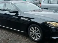 Gebraucht Mercedes E220 194 PS (142 kW) 2017 Schwarz Kombi