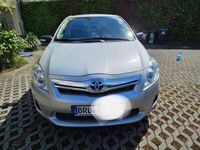 gebraucht Toyota Auris Hybrid 18 A 99PS Automatik HE15U(a)