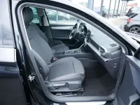 Używany Seat Leon FR 150 KM (110 kW) 2021 Czarny Sedan/Limuzyna