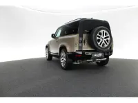Neu Land Rover Defender SE Dynamic 249 PS (183 kW) 2026 Braun SUV