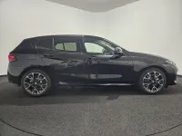 Neu BMW 120 M Sport 163 PS (119 kW) 2026 Schwarz Kleinwagen