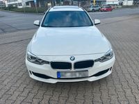 gebraucht BMW 318 3er d Touring/Automatik/Navi/Panorama/Xenon/SHZ/