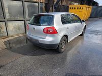 Gebraucht VW Golf IV 116 PS (85 kW) 2005 Silber Limousine
