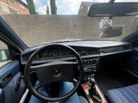 Gebraucht Mercedes 190 75 PS (55 kW) 1985 Blau Limousine
